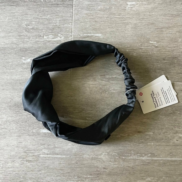 Lululemon Knot Stopping Satin Headband - Picture 3 of 6
